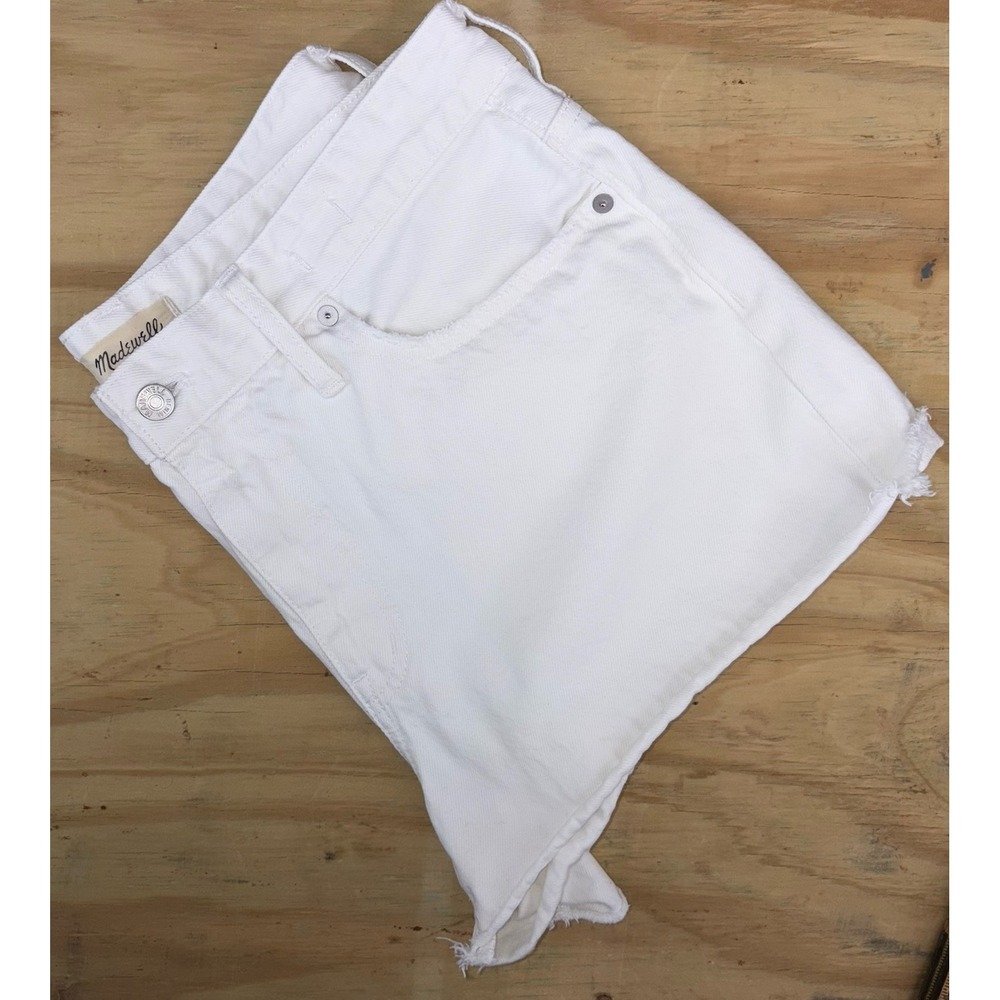 Madewell Jean Shorts Womens 31 White Denim Relaxed Fit Raw Hem